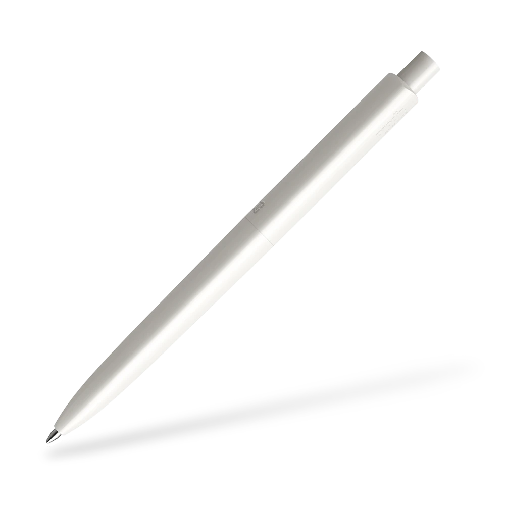 DS8 Poliert Frontansicht Weiß P02